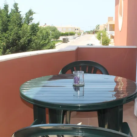 Casa Dos Cedros