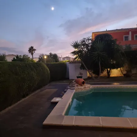 בית הארחה Casa Dos Cedros *
