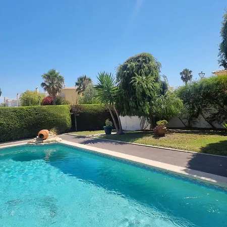 Casa Dos Cedros 4*